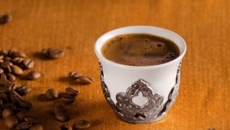 Mırra Kahvesi Nedir ve Nasıl Yapılır?